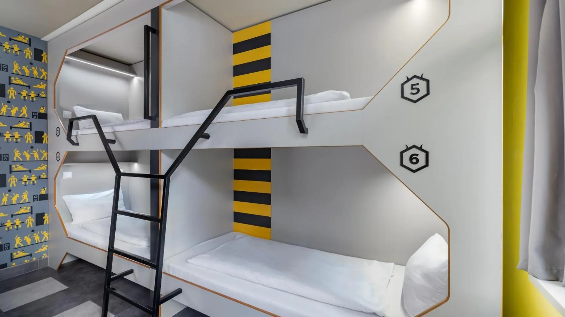 The Hive Party Hostel Budapeşte