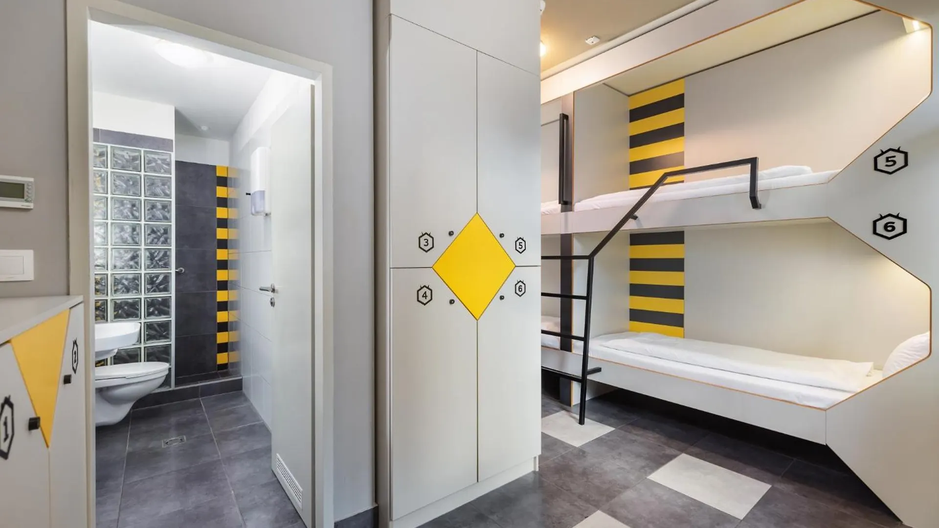 The Hive Party Hostel Budapeşte
