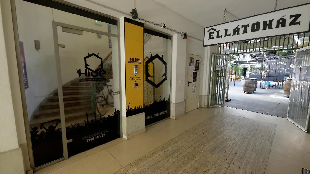 The Hive Party Hostel بودابست