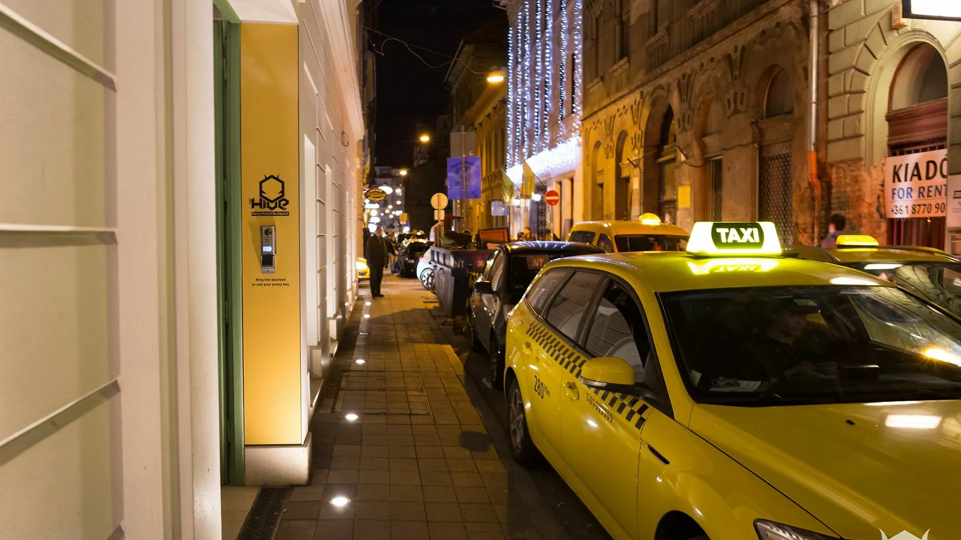 The Hive Party Hostel بودابست 0*,  المجر
