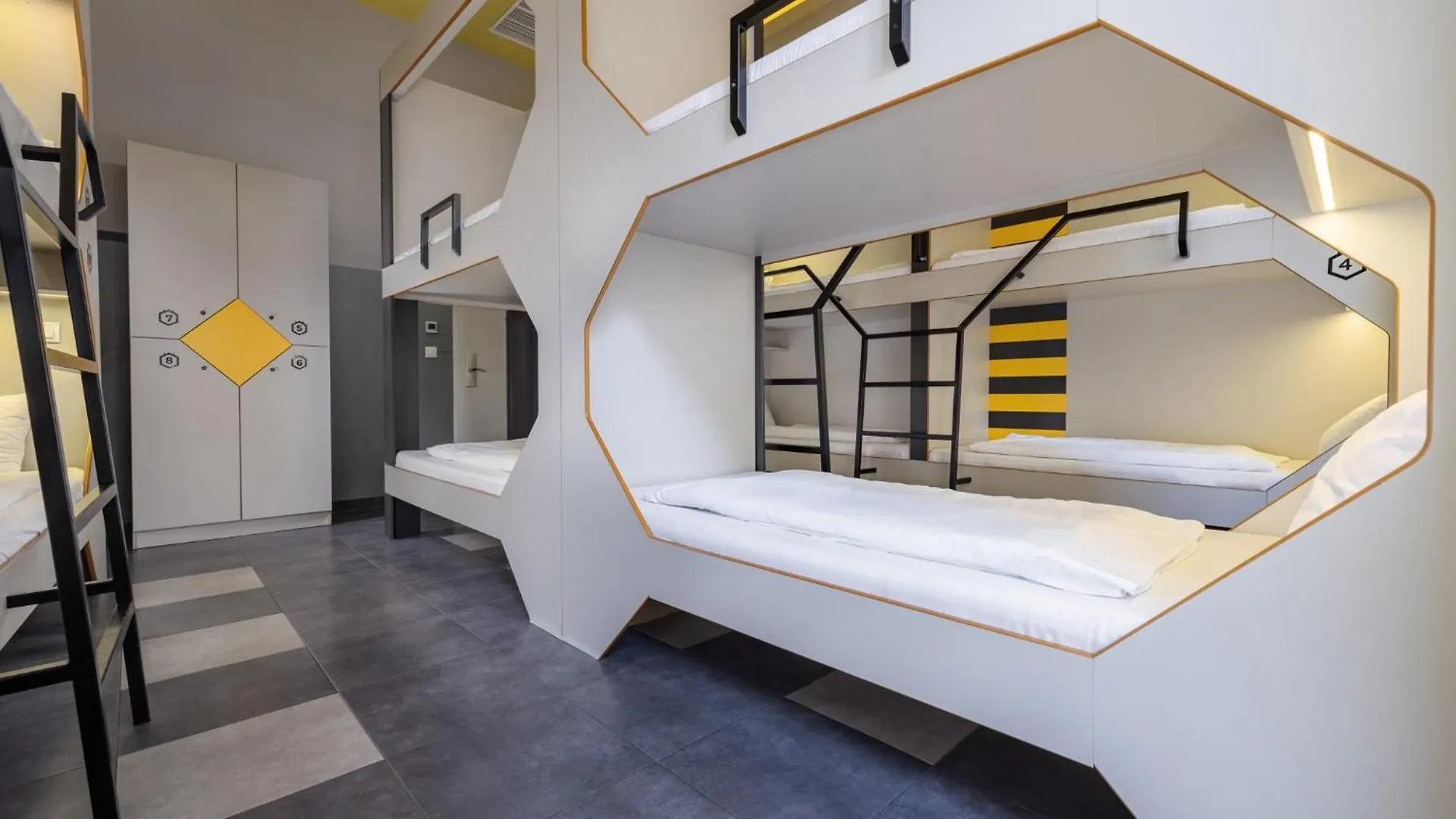 The Hive Party Hostel Budapest 0*,